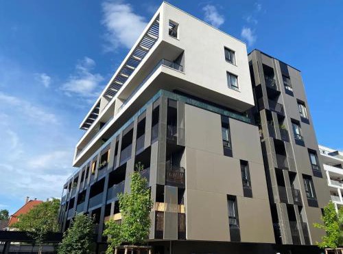 Appartement trois chambres avec jacuzzi à Schiltigheim