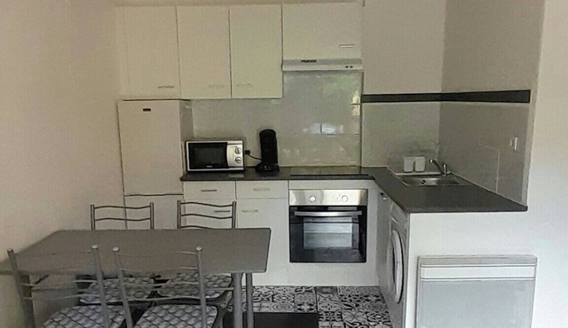 Appartement Type 2 Refait à Neuf
