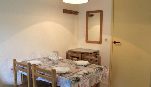 Appartement Vars, 1 pièce, 4 personnes - FR-1-330B-155
