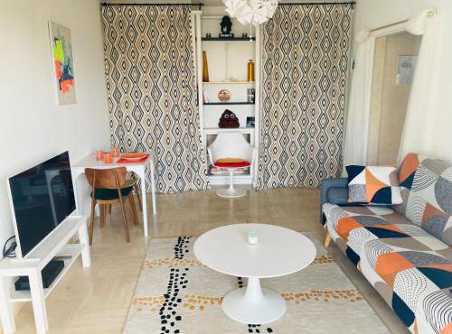 Appartement "vintage 70", 2 pièces, 45 m2