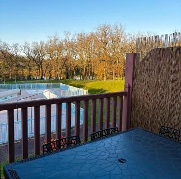 Appartement Vue Lac & Piscine, Terrasse Privée, Résidence Mondésir
