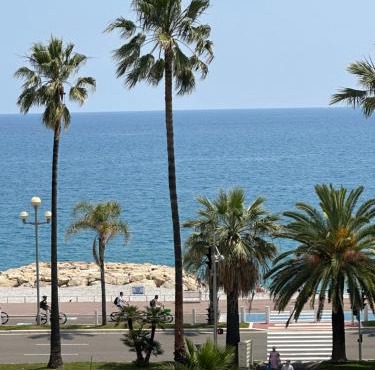 Appartement vue mer CALIFORNIE PROMENADE DES ANGLAIS