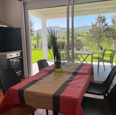 Appartement vue montagne, Espelette