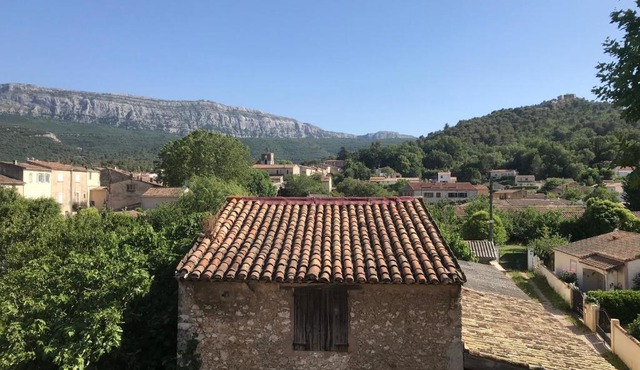 Appartement vue superbe ste Baume