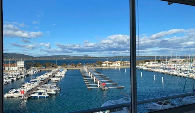 Appartementavec vue sur le Port Près de la Plage