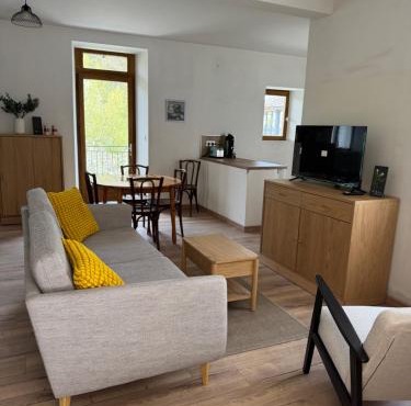 Appartements rénovés centre Bagnols les Bains