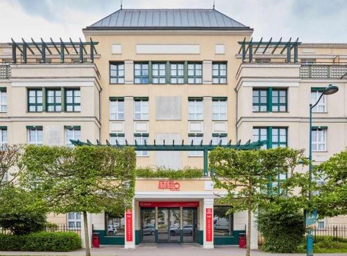 Apparthotel - Proche disneyland Paris - Piscine chauffée