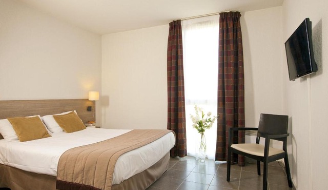 Apparthotel Séjours & Affaires Manosque