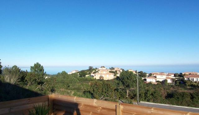 APPARTMENT CLEMENT - SEA VIEW