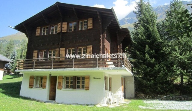 Appartment in a chalet in Zinal - 3 bedrooms with 2 beds - living room - TV broadcasting - kitchen -