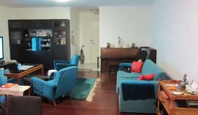 Appartment in Macquarie Gardens with tennis courts, gym, swimming Pool and sauna