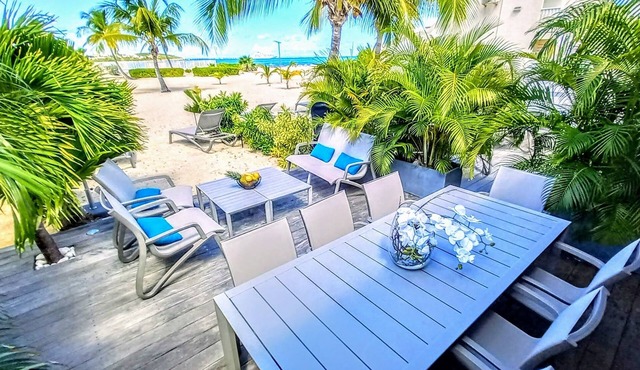 Appartment on the beach, exceptional sea view, condo BORA BORA