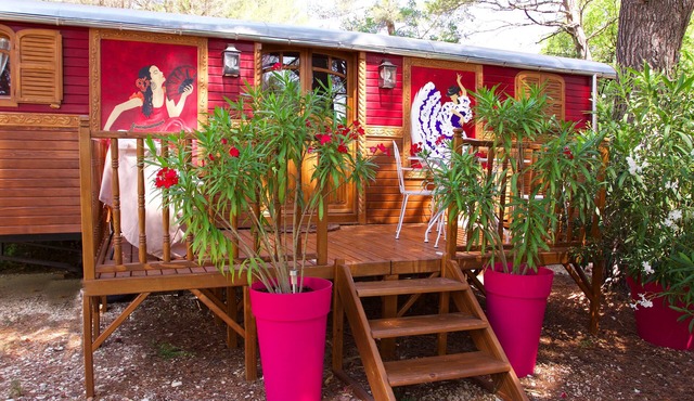 Appel du Luberon The trailer