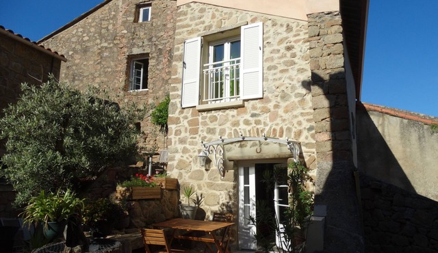 APPIETTO, character house near Ajaccio in Corsica. "Between sea and maquis"