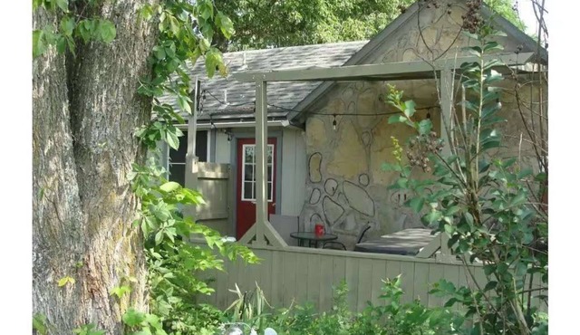 Apple Blossom Cottage