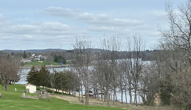 Apple Canyon Lake Home, Life At The Lake