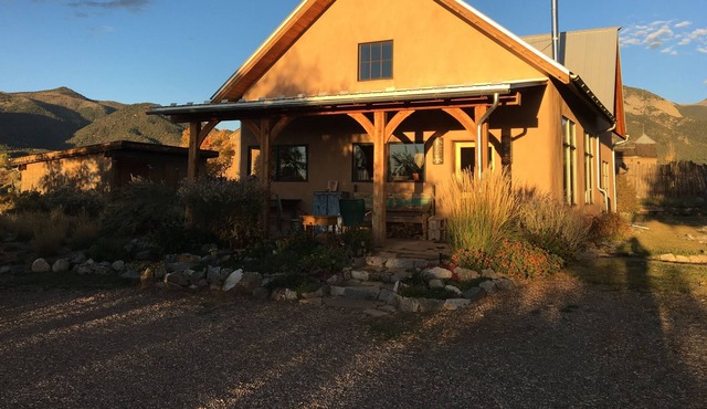 Apple Hill Farm - a Natural Straw Bale Home