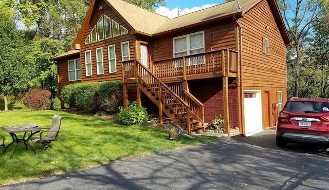 Apple Mountain Retreat