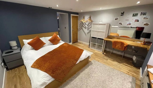 Apple St Cottage - Bronte Country -