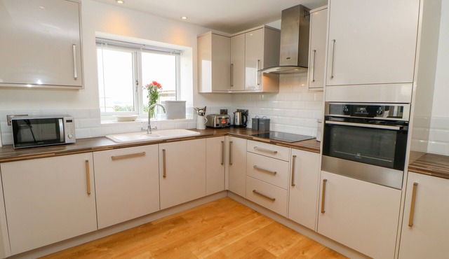 APPLE TREE COTTAGE, family friendly, with a garden in Northallerton