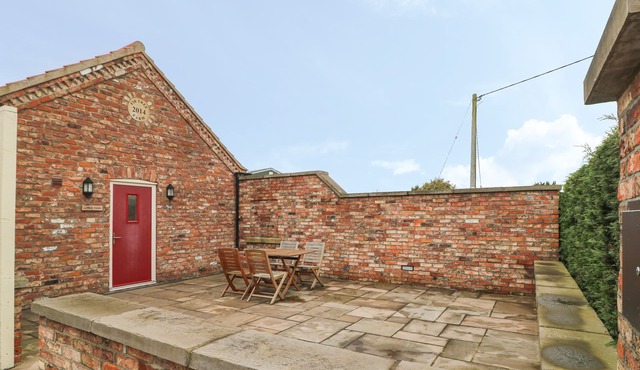 APPLE TREE COTTAGE, family friendly, with a garden in Dunnington