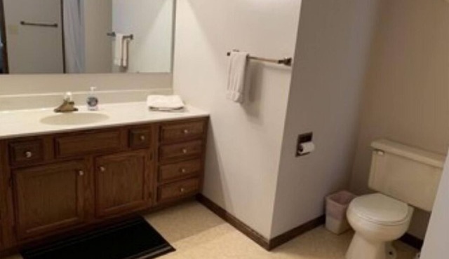 Apple Valley Lake, Pool and Beaches! Guest Passes available for a fee!