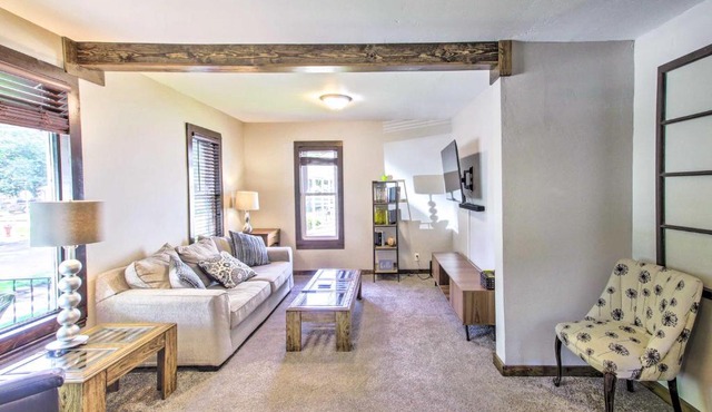 Appleton Abode Near Lake Winnebago and Downtown