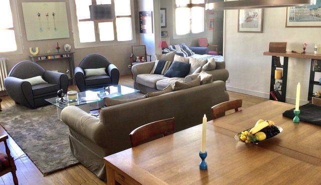 Appt 105m2, 3 bedrooms hypercentre very quiet very bright, place Royale area