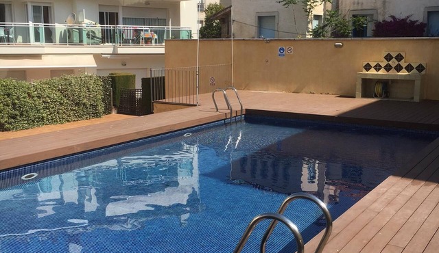 APPT COSTA BRAVA PLAYA D'ARO 120 meters from THE BEACH AND TOWN CENTER + SWIMMING POOL