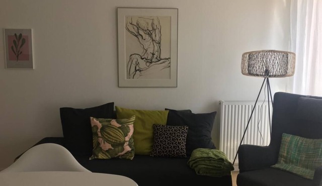 Appt F2 Cosy, AU Centre DE Fontainebleau, Avec Stationnement Securise