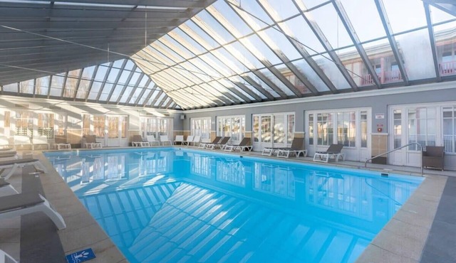Appt pour 4 pers avec piscine couverte tennis et parking gratuit 227