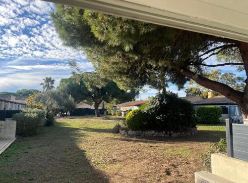 Appt T3 Spacieux Rénové Parking Clim Parc arboré