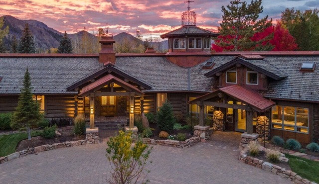 Après Lodge - Ultimate Gathering Place for Family & Friends