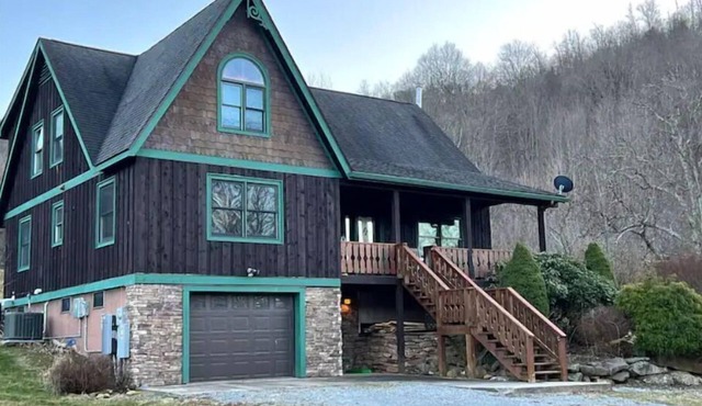 Après Ski Cabin, Mtn Getaway.