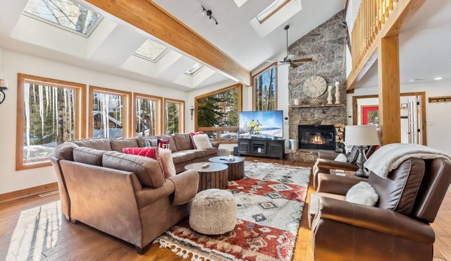 Apres Ski Haven: Pet Friendly with Private Hot tub