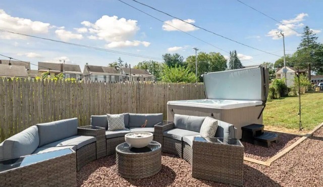 Apricity Home in West Chester Hot Tub & Parking