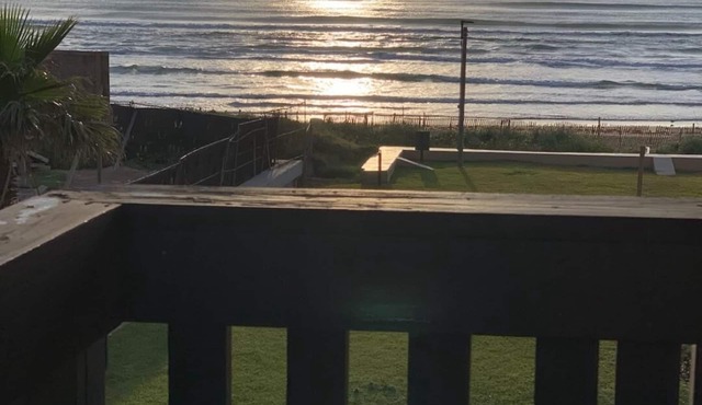 "April" Special"Amazing Beach Views w/Fireworks on weekends!Close to hotspots