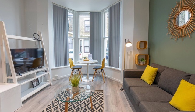 Apt 1 - City Haven Preston - nr train station