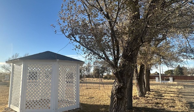 Apt 1-Folsom. Cozy and luxurious apartment at the High Plains Lodge.