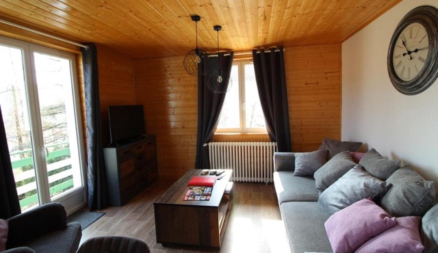 Apt 1er étage Chalet Au coteau des xette