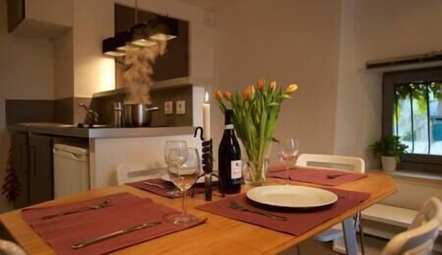 Apt 2 La Maison du Village