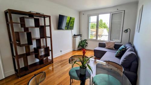 Apt 2 pièces, 2 lits, à 15' Paris centre, 30' Disney