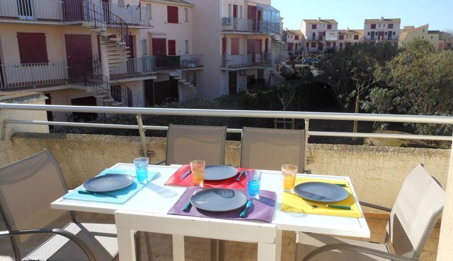 APT 2 ROOMS MEZZANINE 28M2 + TERRASSE 10M2 REF 4038
