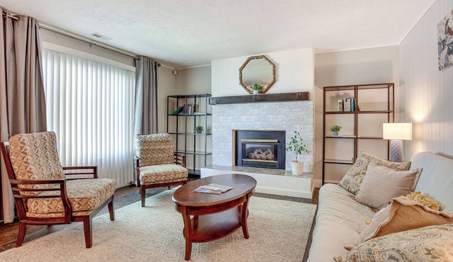 Apt 3 Mi to Dtwn Ogden! Pet-Friendly Backyard