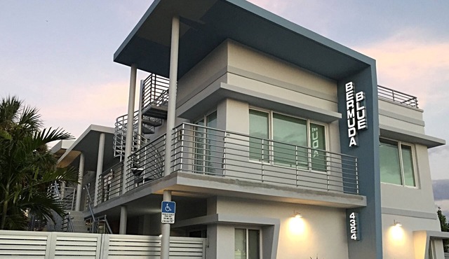 Apt. # 4 Bermuda Blue Beach Club (1/1)