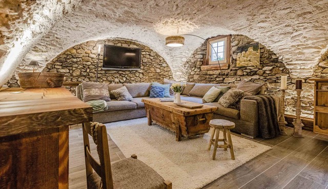 Apt Ariel - a beautiful 3 bedroom apartment located in Les Alberts (Montgenevre)