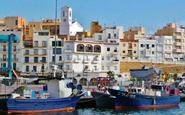 Apt Familiar con vistas al mar