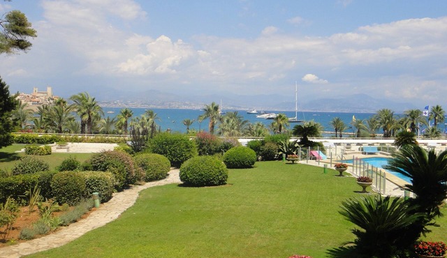 APT in Cap d'Antibes near beach, restaurants & shops