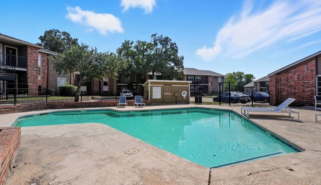 Apt. In college station TX. Mins to major hospitals and A&M U