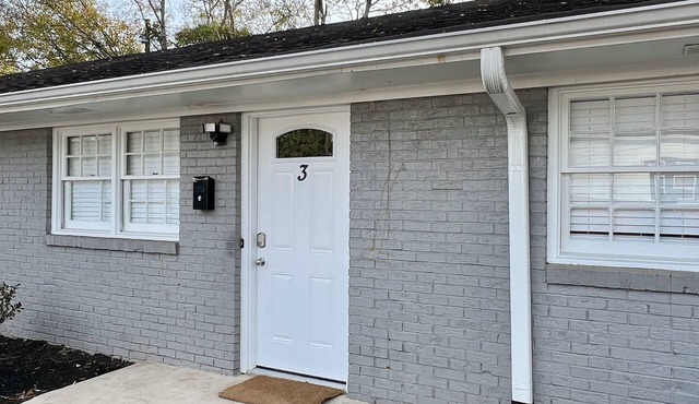 Apt. near Downtown - 2BR/1BA/3BE